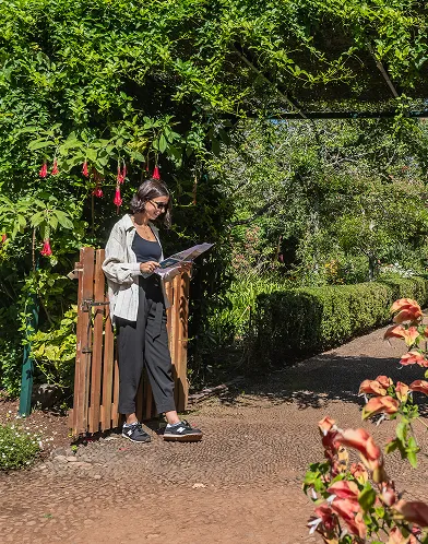 Local guide with family